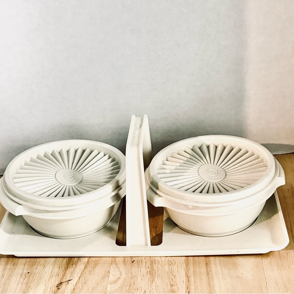 New Vintage Tupperware Almond Servalier Bowl Caddy 5 Pc Set Condiments Container